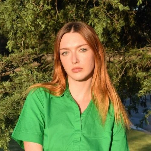 Charlotte Green CEO of Beauty E-store reviewing ecommerce website design services